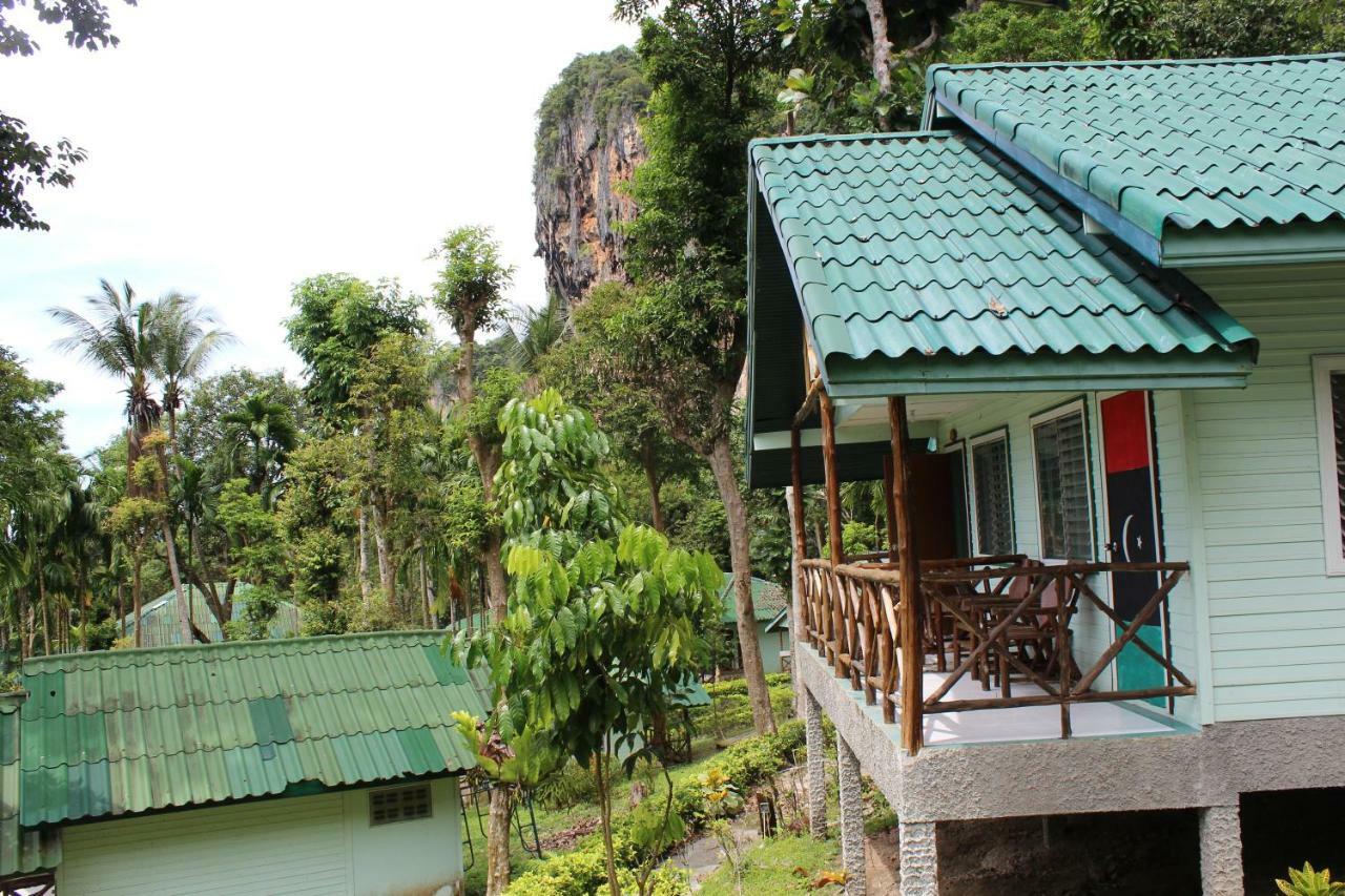 Chill Out Bar And Bungalows Tonsai Beach Exterior foto